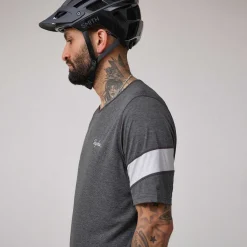 Clearance Rapha Men'S Trail Lightweight T-Shirt Grey/Light Grey